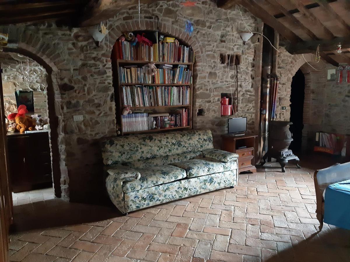 Attic With Balcony At Locanda Del Capo Capannori Eksteriør billede